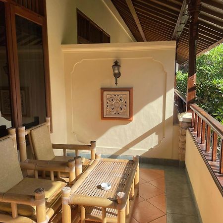 Yulia 1 Bed and Breakfast Sanur Εξωτερικό φωτογραφία