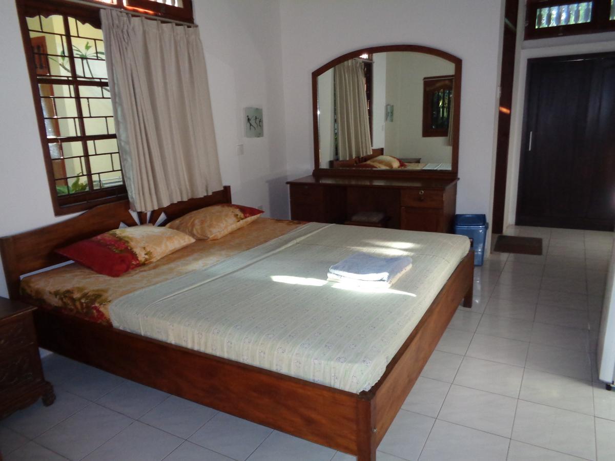 Yulia 1 Bed and Breakfast Sanur Εξωτερικό φωτογραφία