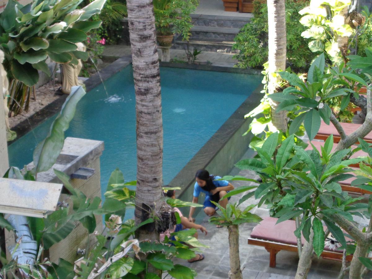 Yulia 1 Bed and Breakfast Sanur Εξωτερικό φωτογραφία