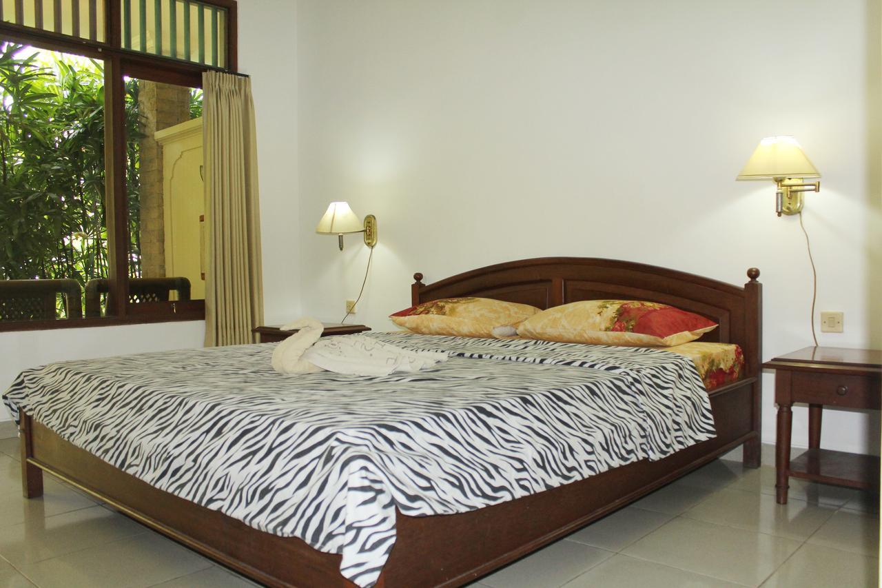 Yulia 1 Bed and Breakfast Sanur Εξωτερικό φωτογραφία