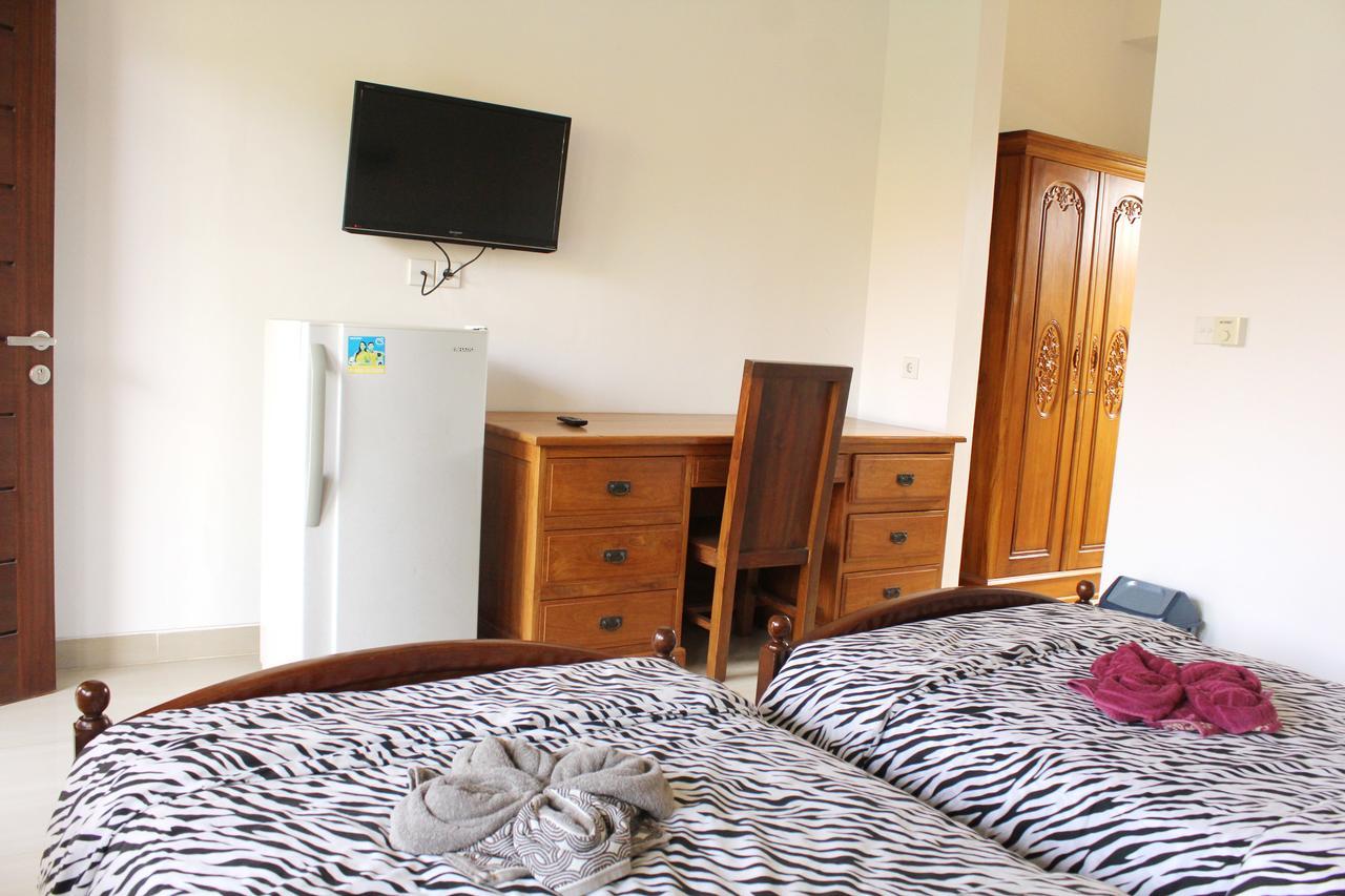 Yulia 1 Bed and Breakfast Sanur Εξωτερικό φωτογραφία