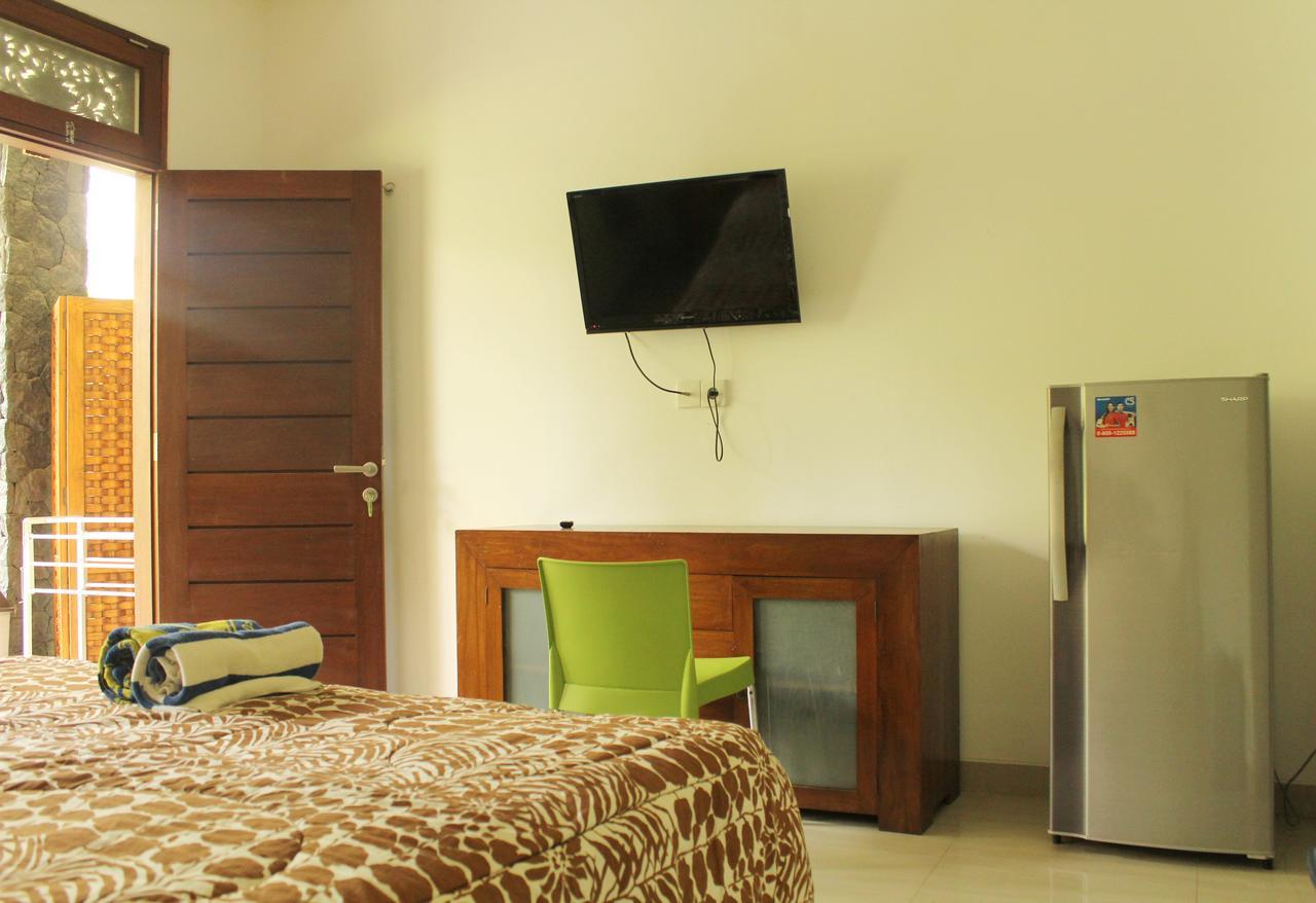 Yulia 1 Bed and Breakfast Sanur Εξωτερικό φωτογραφία