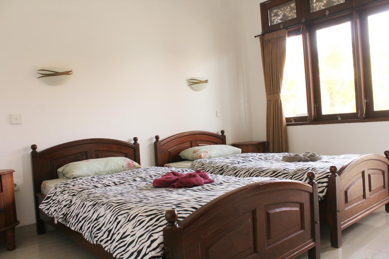 Yulia 1 Bed and Breakfast Sanur Εξωτερικό φωτογραφία