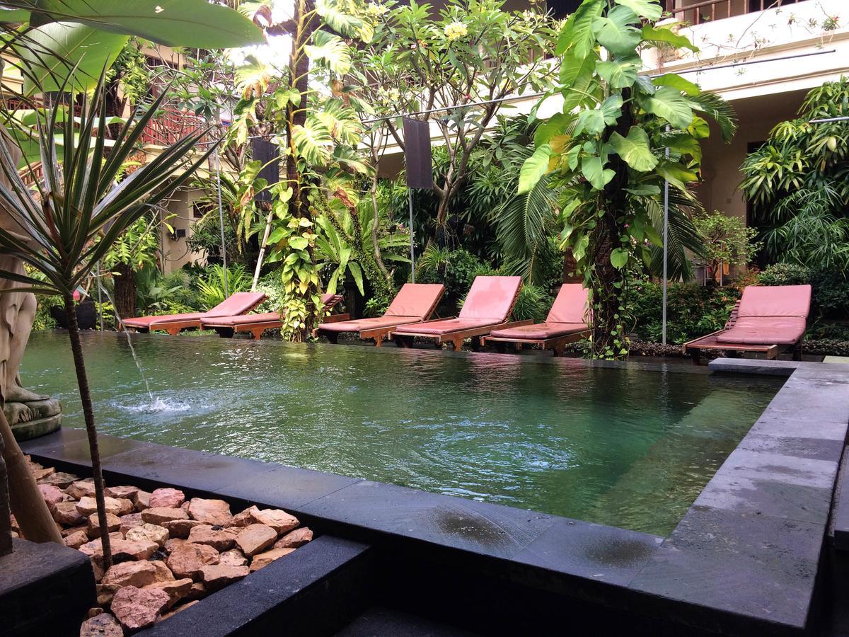 Yulia 1 Bed and Breakfast Sanur Εξωτερικό φωτογραφία